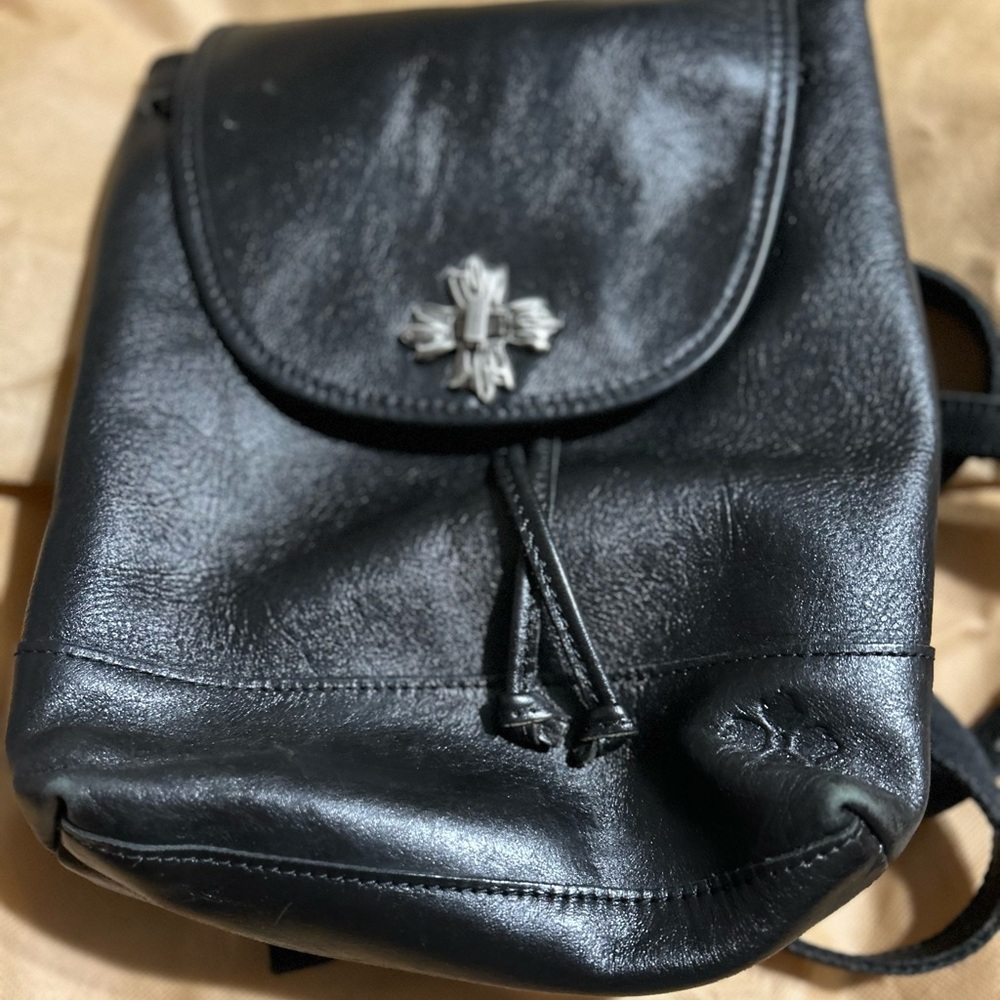 Patricia Nash backpack style purse